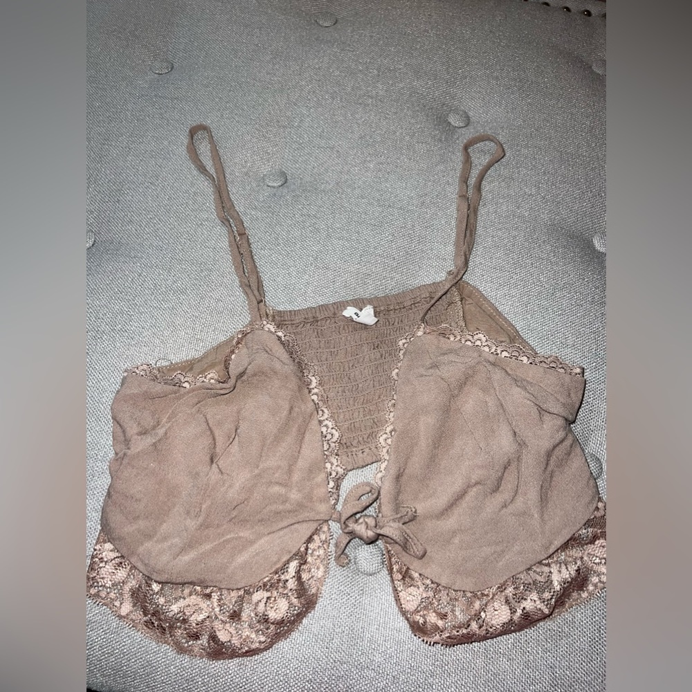 Crop tie front top
